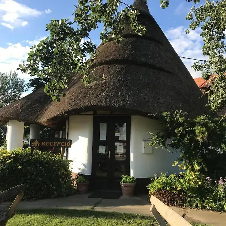 Bed and Breakfast Kormoran Panzio Katalinmajor